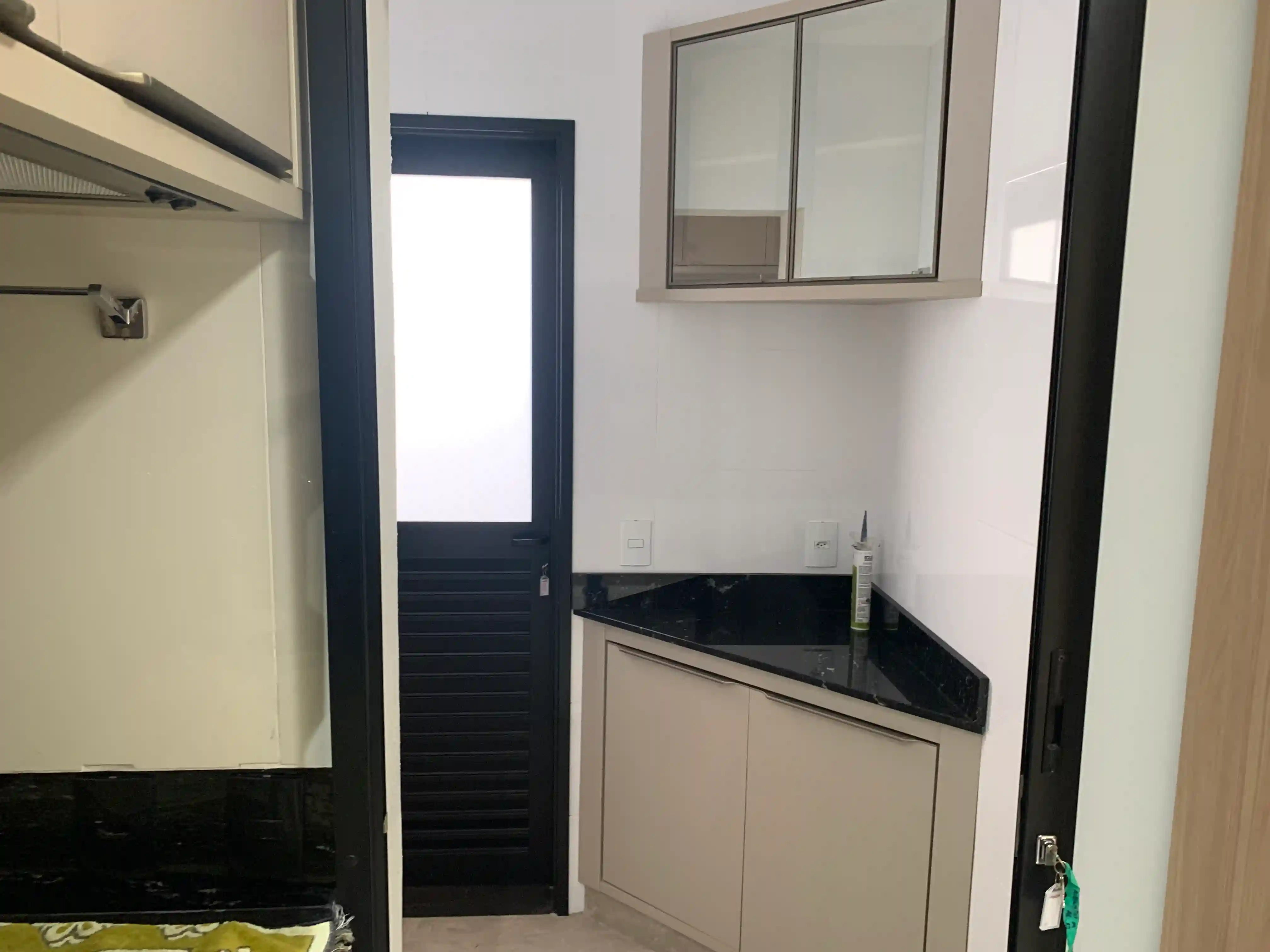 Casa de Condomínio com 3 quartos à venda, 200m² — foto 16 de 35