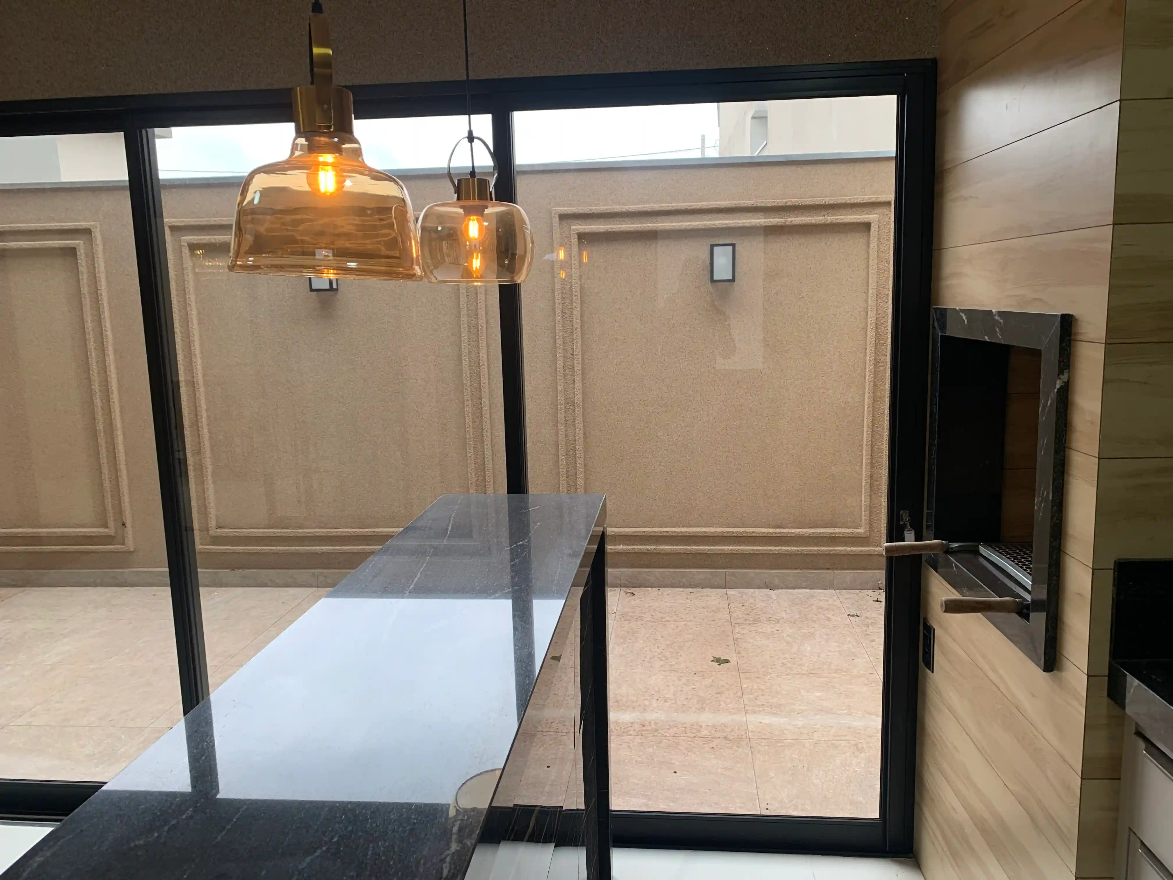 Casa de Condomínio com 3 quartos à venda, 200m² — foto 15 de 35