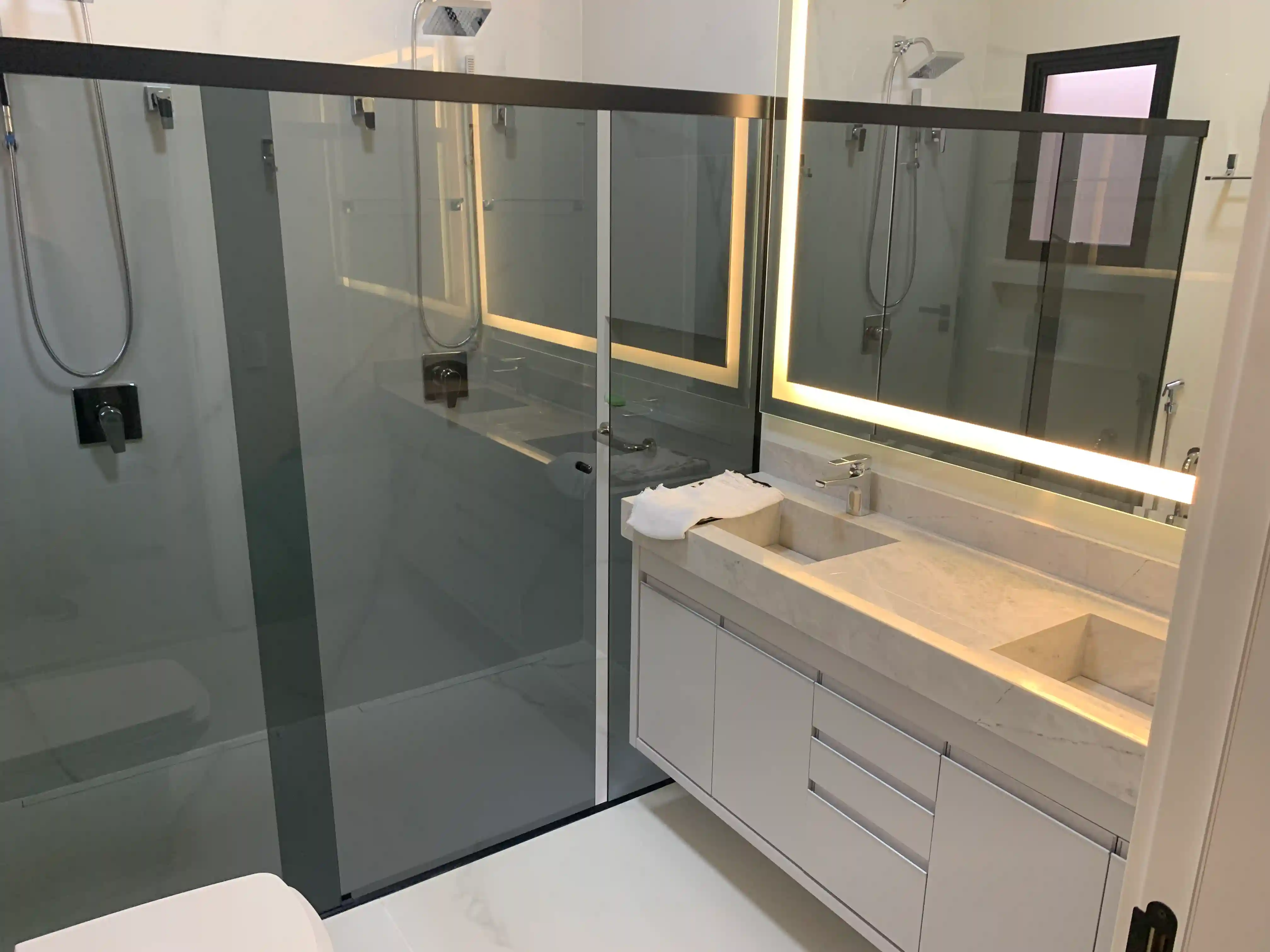 Casa de Condomínio com 3 quartos à venda, 200m² — foto 28 de 35