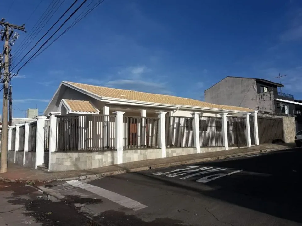 Casa à venda — foto 7 de 10