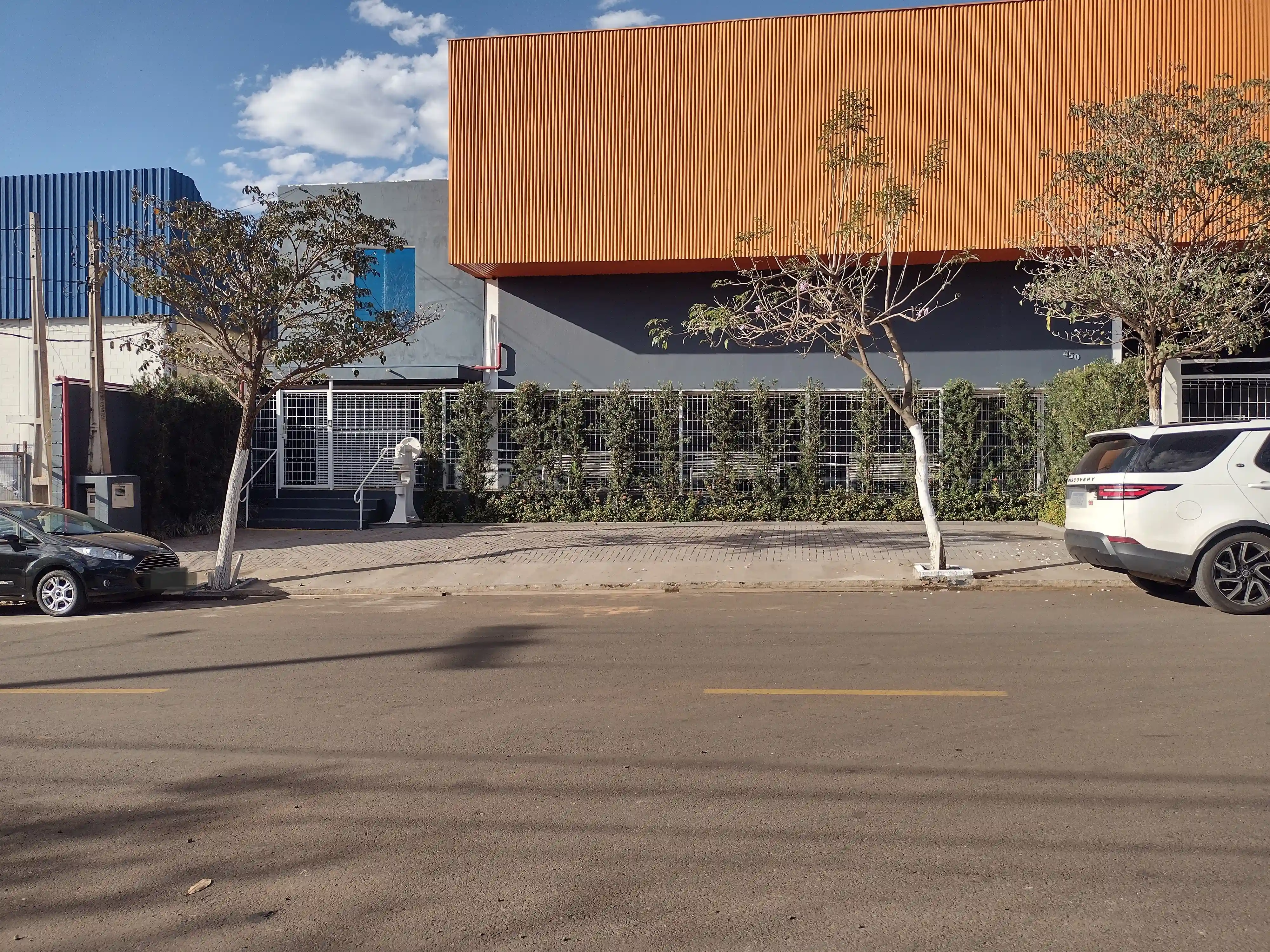 Galpão / Depósito / Armazém  à venda, 900m² — foto 2 de 20