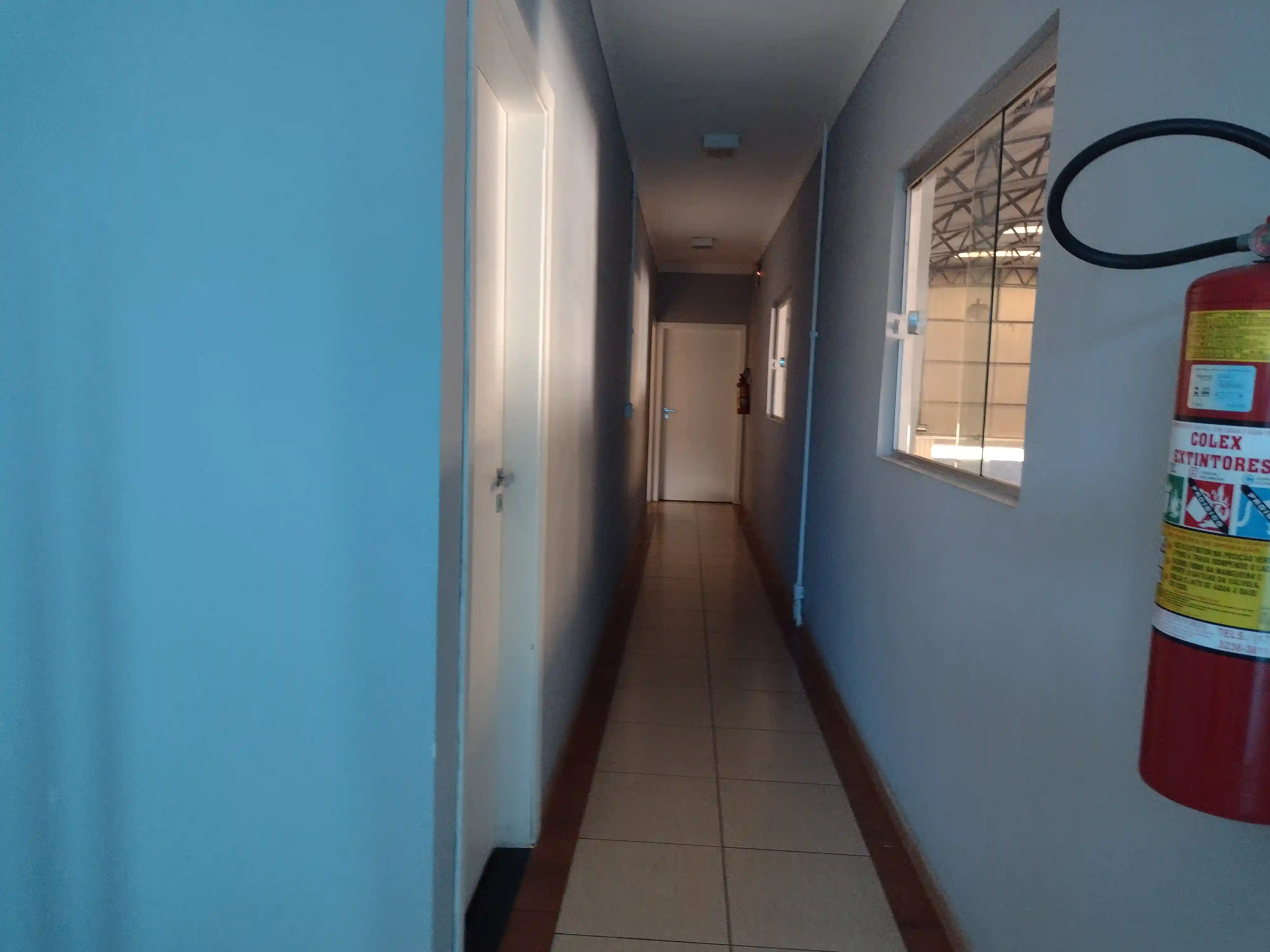 Galpão / Depósito / Armazém  à venda, 900m² — foto 15 de 20