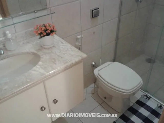 Casa à venda — foto 3 de 3