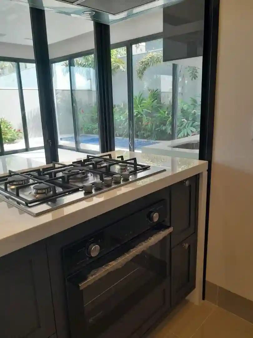 Casa de Condomínio com 3 quartos à venda, 480m² — foto 19 de 30