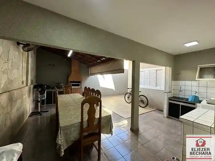 Casa com 3 quartos à venda, 136m² — foto 7 de 24