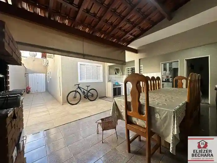 Casa com 3 quartos à venda, 136m² — foto 23 de 24
