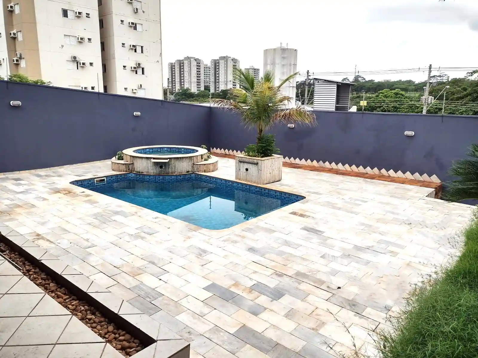 Casa com 3 quartos à venda, 280m² — foto 32 de 34
