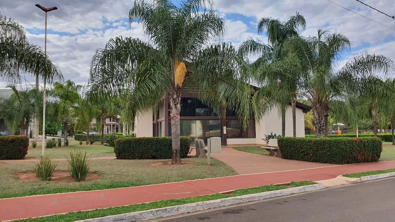 Terreno / Lote / Condomínio à venda — foto 8 de 9