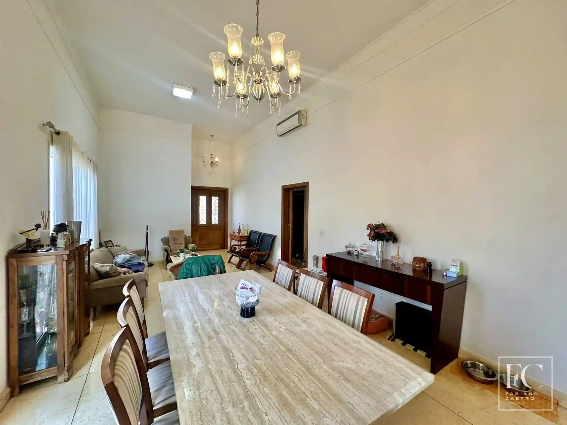 Casa de Condomínio com 3 quartos à venda, 220m² — foto 4 de 26