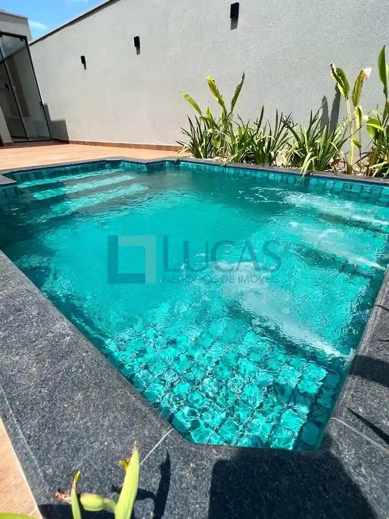 Casa de Condomínio com 3 quartos à venda, 220m² — foto 4 de 8