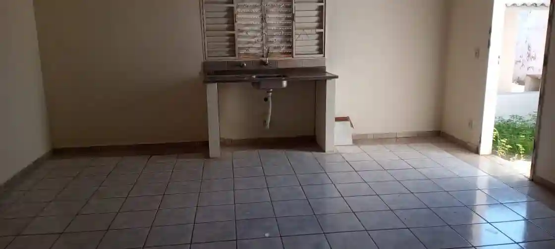 Casa Comercial com 2 quartos à venda, 242m² — foto 6 de 18