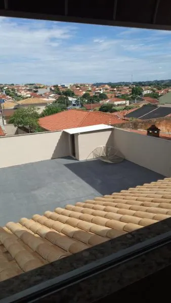 Casa à venda — foto 2 de 2