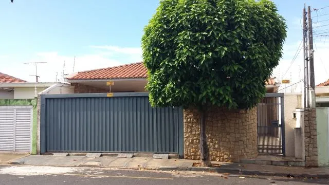 Casa à venda — foto 3 de 10