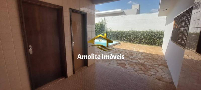 Casa com 3 quartos à venda, 290m² — foto 4 de 26