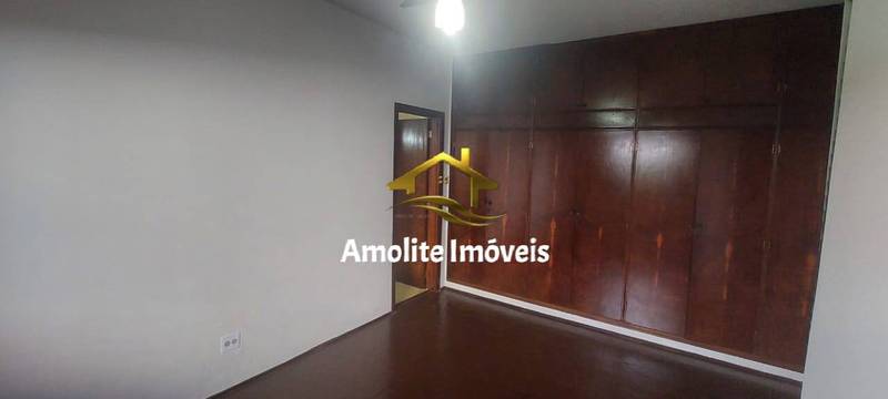Casa com 3 quartos à venda, 290m² — foto 25 de 26