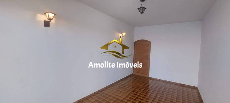 Casa com 3 quartos à venda, 290m² — foto 3 de 26