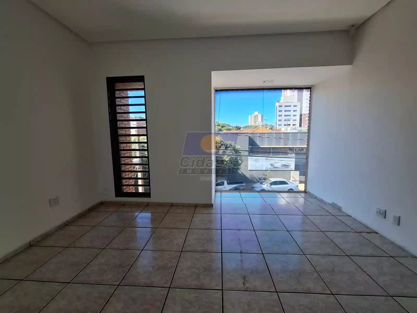 Loja / Salão / Ponto Comercial  à venda, 224m² — foto 3 de 5