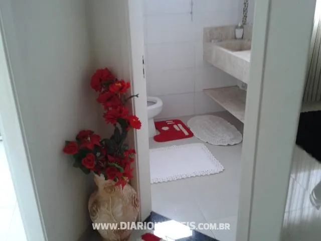 Casa de Condomínio à venda — foto 2 de 2