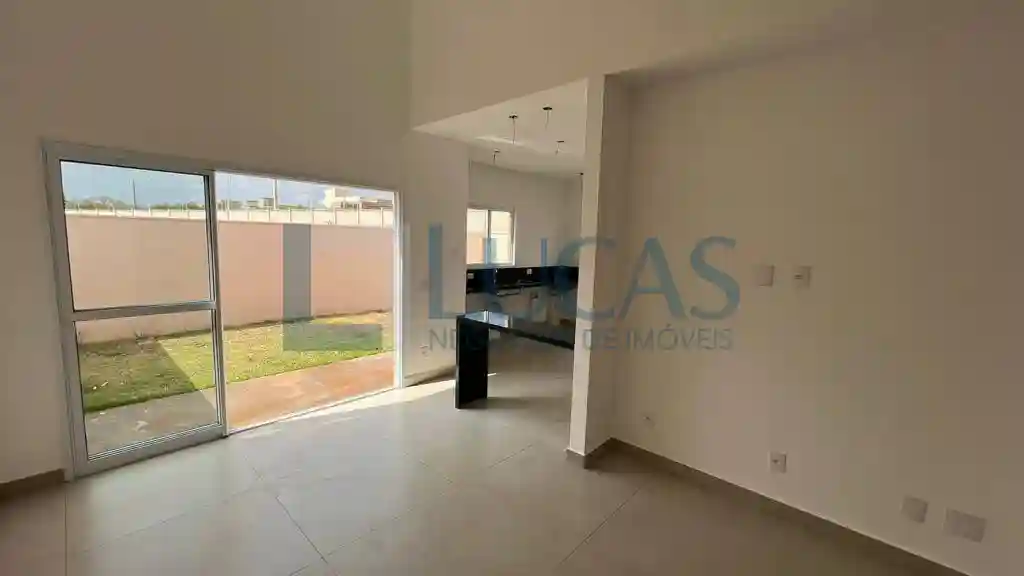 Casa de Condomínio com 2 quartos à venda, 104m² — foto 2 de 3