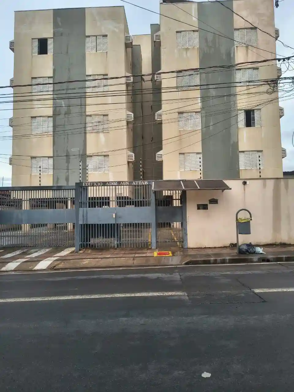 Apartamento com 3 quartos à venda, 100m² — foto 1 de 21