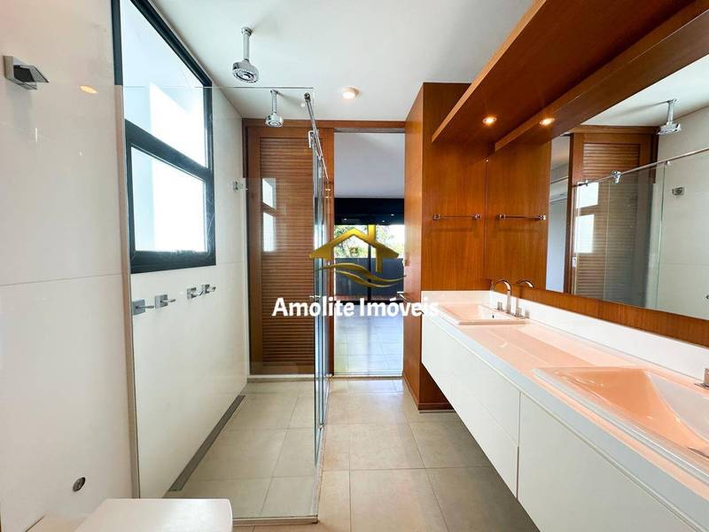 Casa de Condomínio com 3 quartos à venda, 287m² — foto 16 de 36