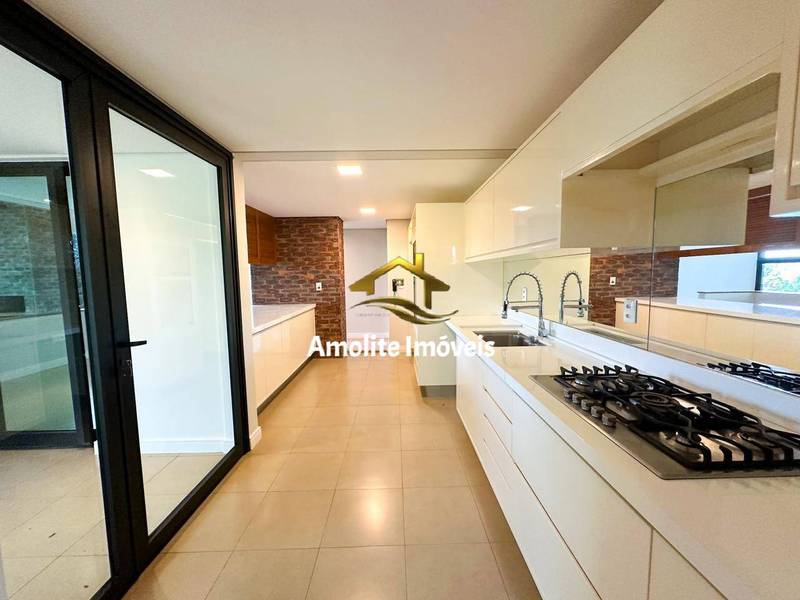 Casa de Condomínio com 3 quartos à venda, 287m² — foto 35 de 36