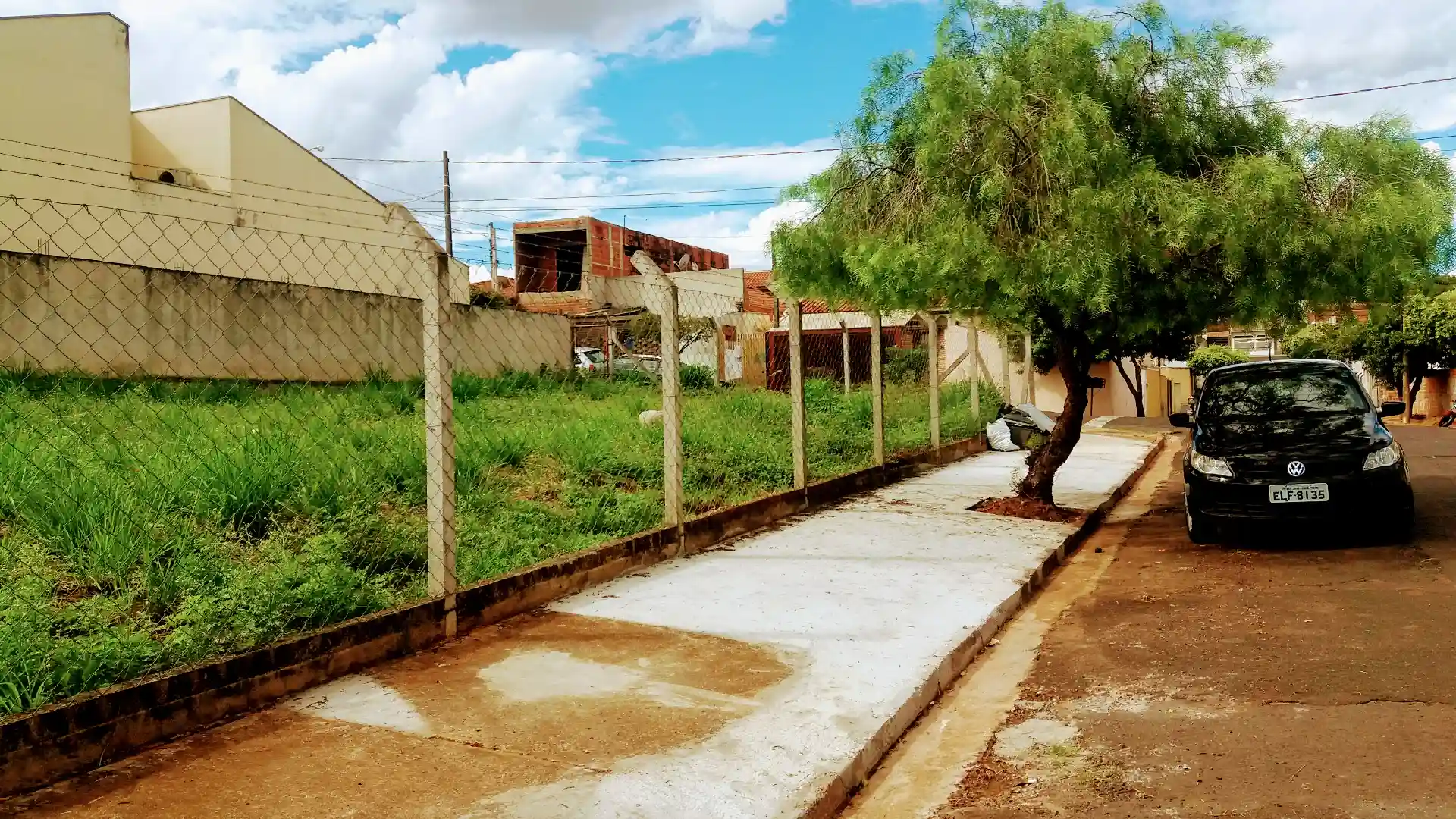 Terreno / Lote / Condomínio  à venda, 360m² — foto 1 de 1
