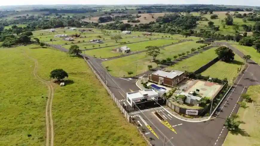 Terreno / Lote / Condomínio  à venda, 253m² — foto 5 de 21