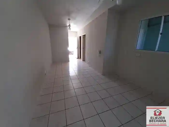 Casa de Condomínio à venda — foto 1 de 6