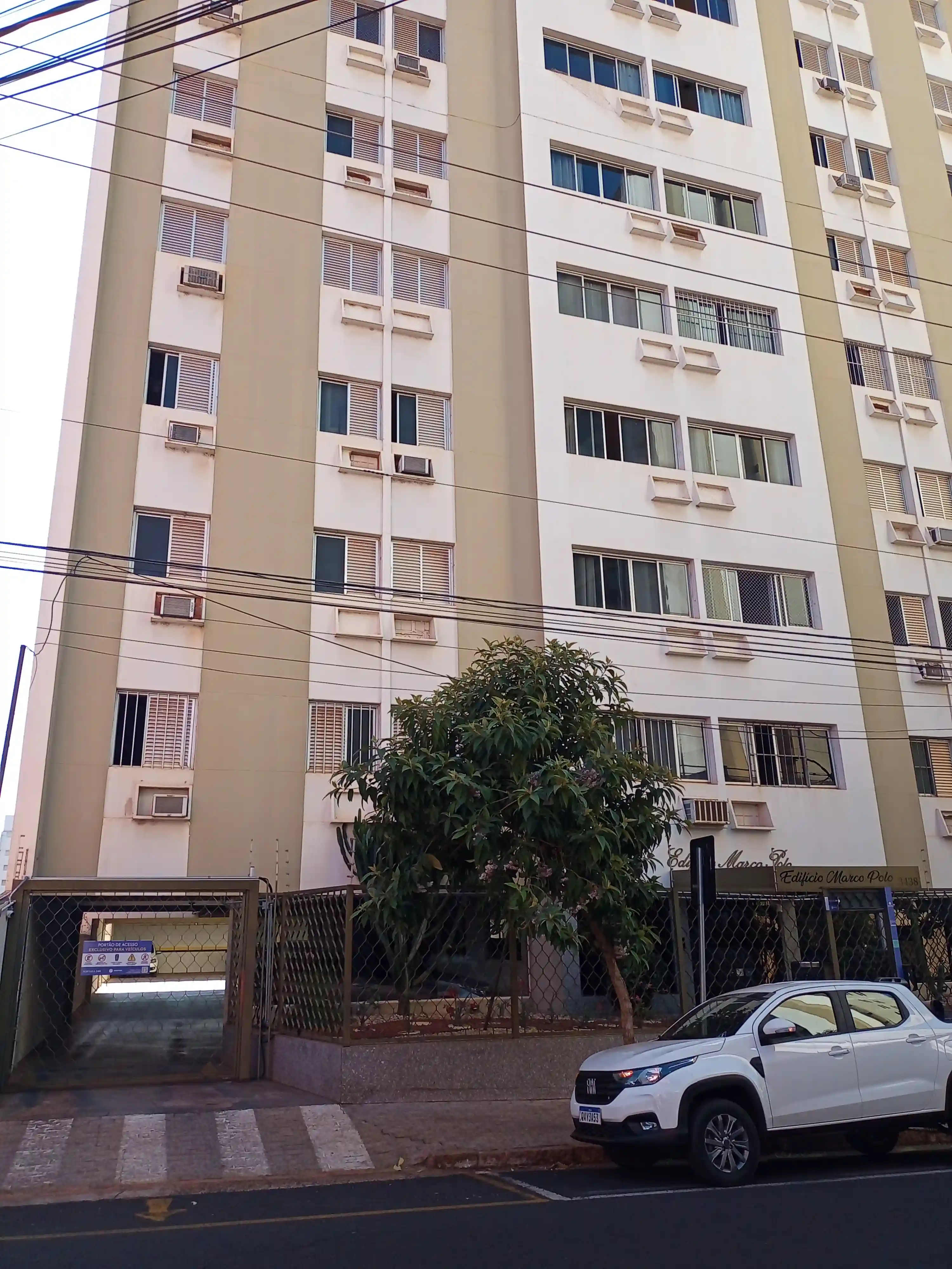 Apartamento com 3 quartos à venda, 97m² — foto 1 de 13