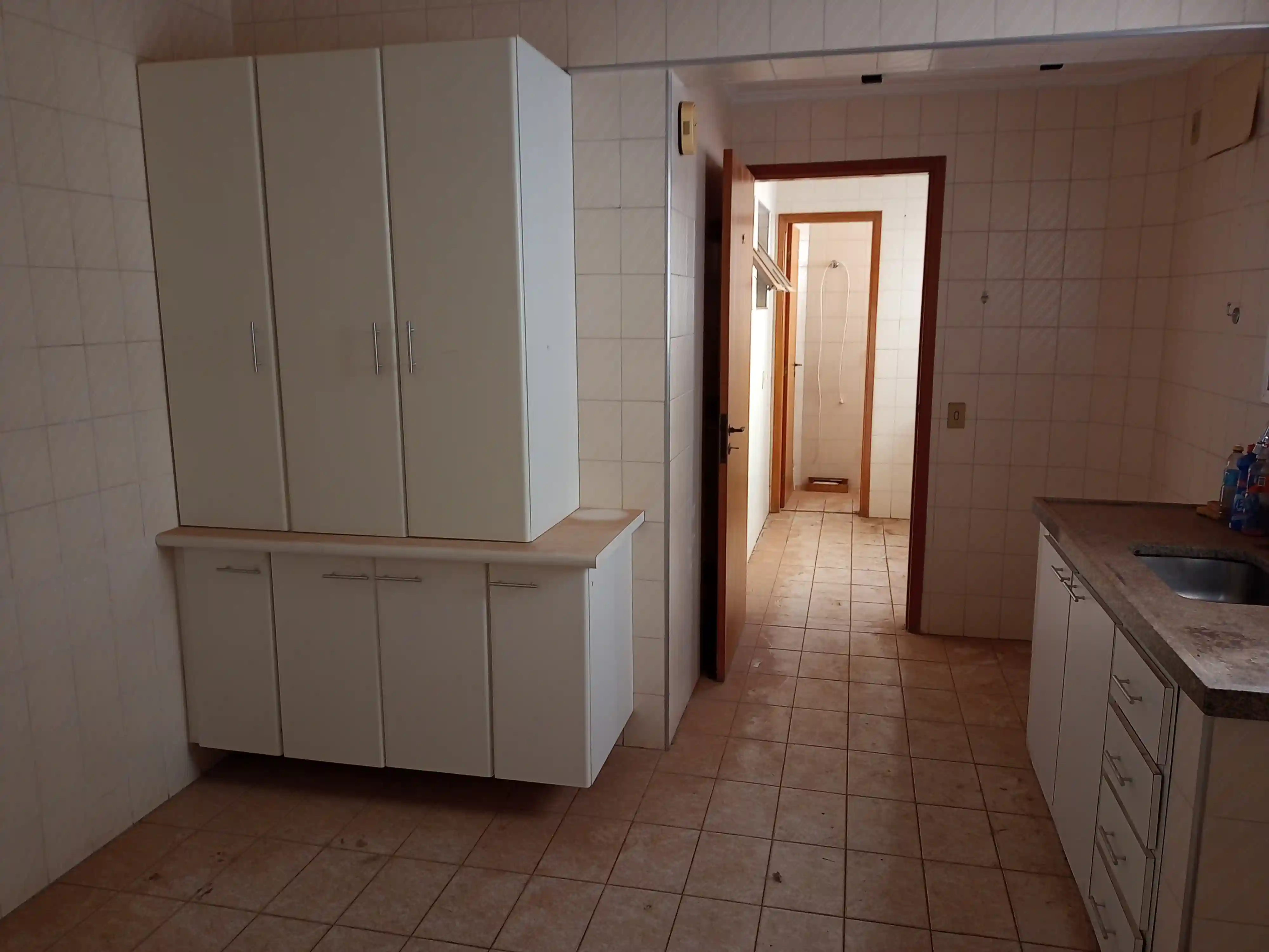 Apartamento com 3 quartos à venda, 97m² — foto 2 de 13
