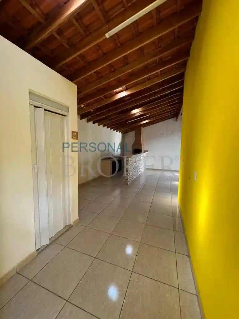 Casa com 2 quartos à venda, 150m² — foto 3 de 12