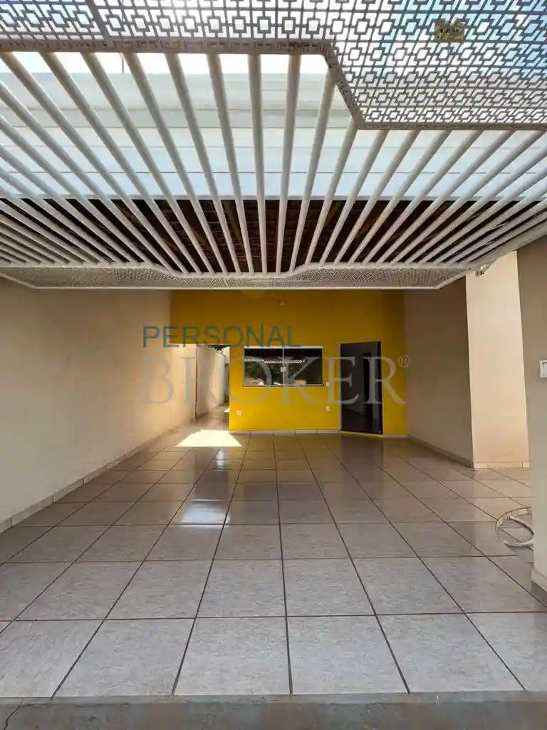 Casa com 2 quartos à venda, 150m² — foto 2 de 12