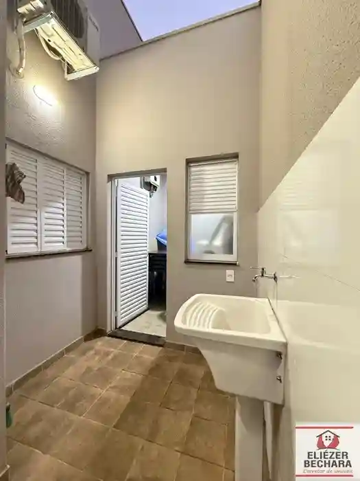 Casa com 2 quartos à venda, 140m² — foto 23 de 31