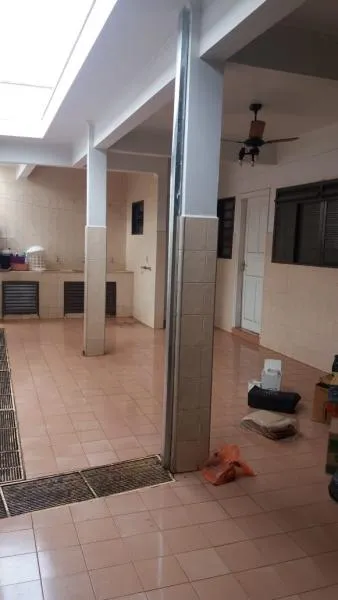 Casa à venda — foto 2 de 3
