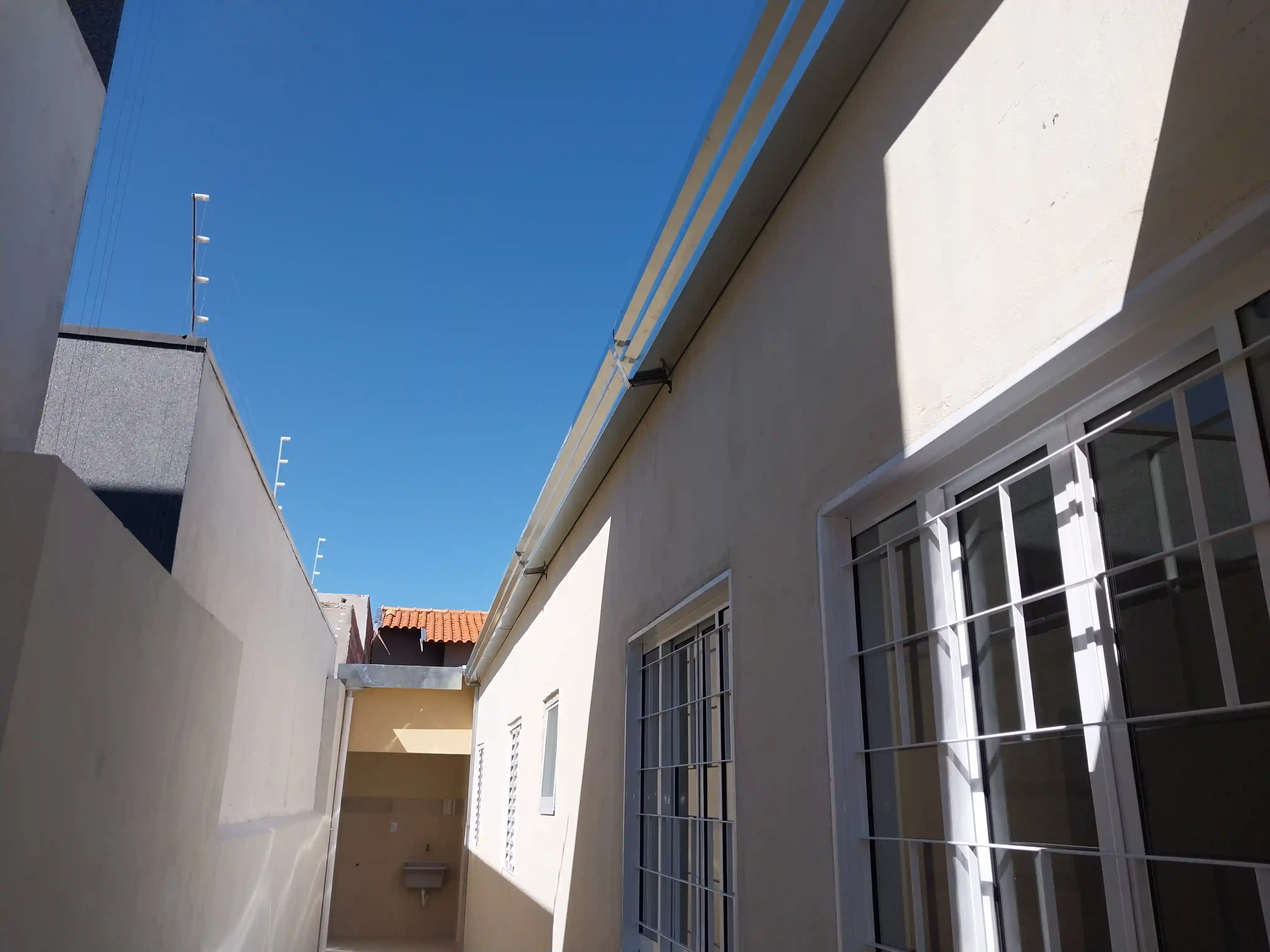 Casa com 4 quartos à venda, 110m² — foto 2 de 16