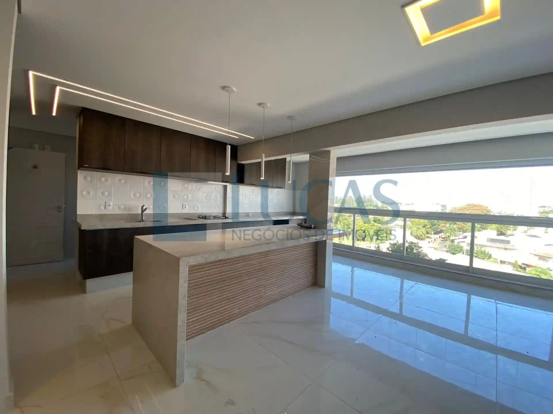 Apartamento com 3 quartos à venda, 115m² — foto 1 de 15