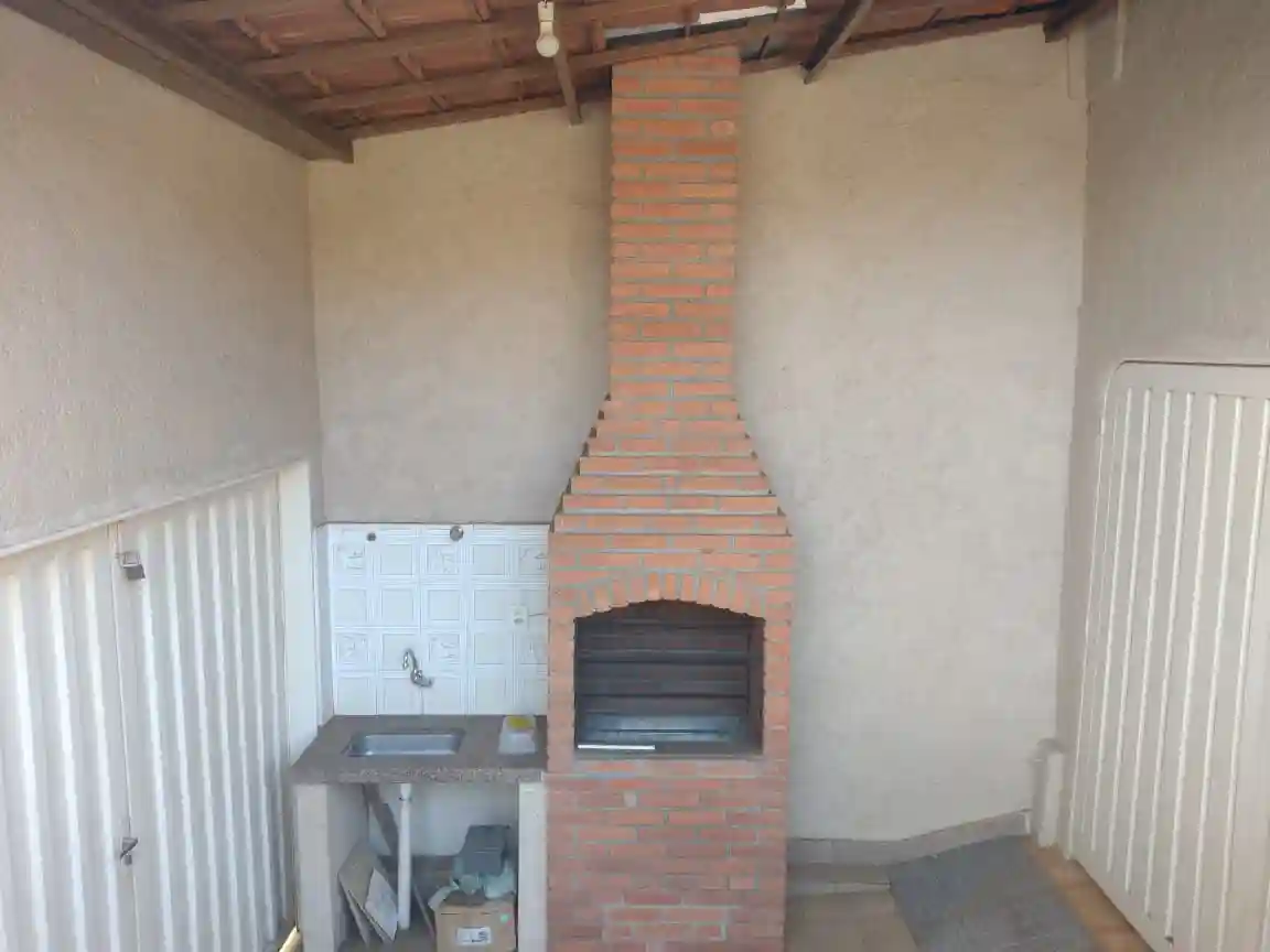 Casa com 3 quartos à venda, 220m² — foto 13 de 17