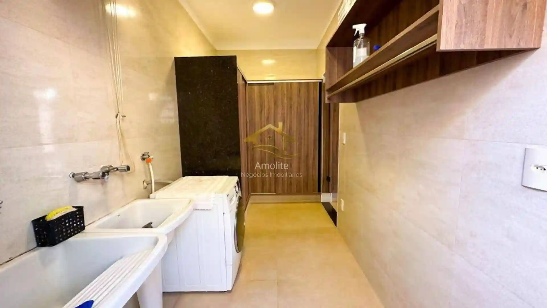 Casa de Condomínio com 4 quartos à venda, 377m² — foto 16 de 30