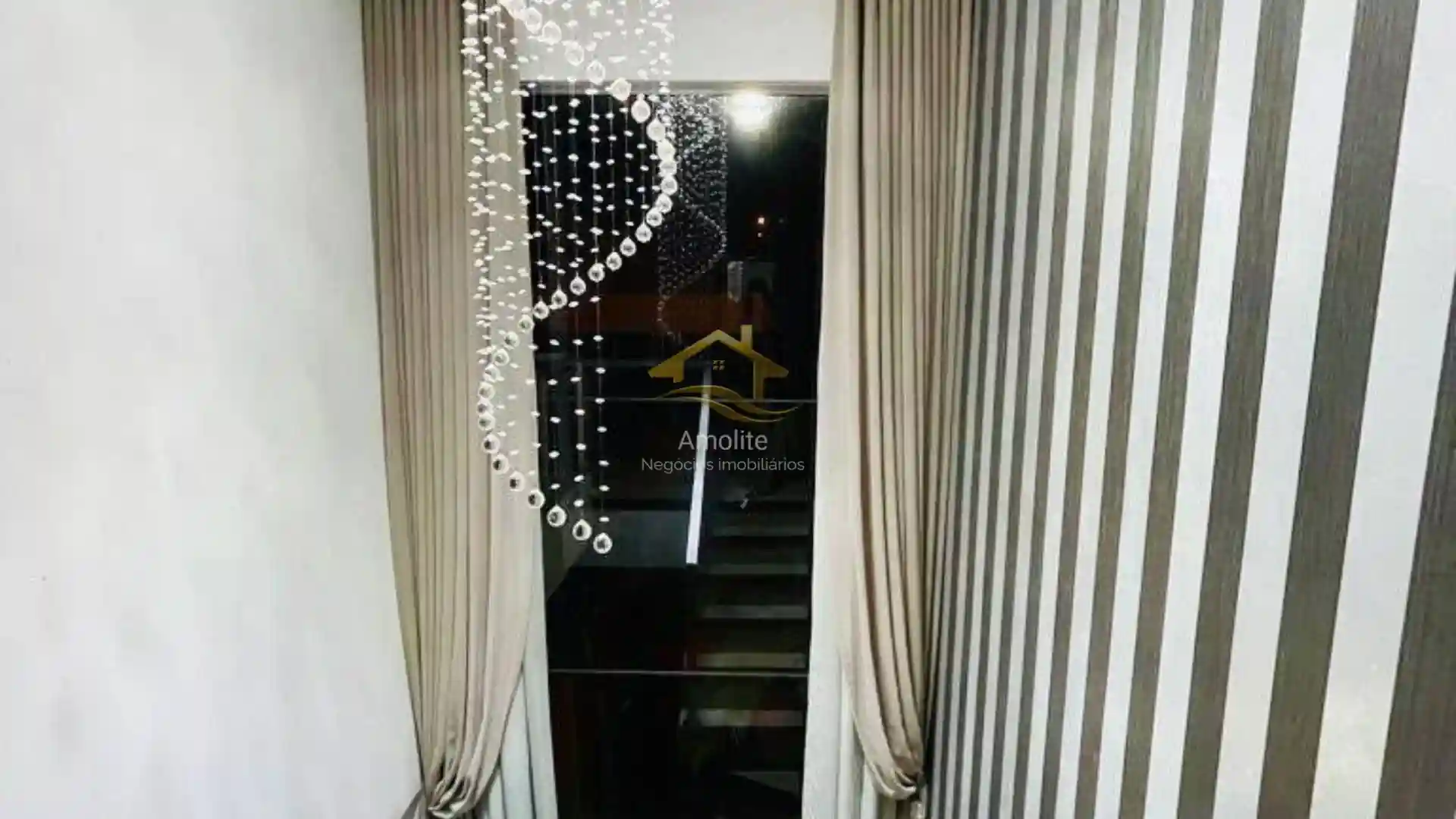 Casa de Condomínio com 3 quartos à venda, 230m² — foto 28 de 34