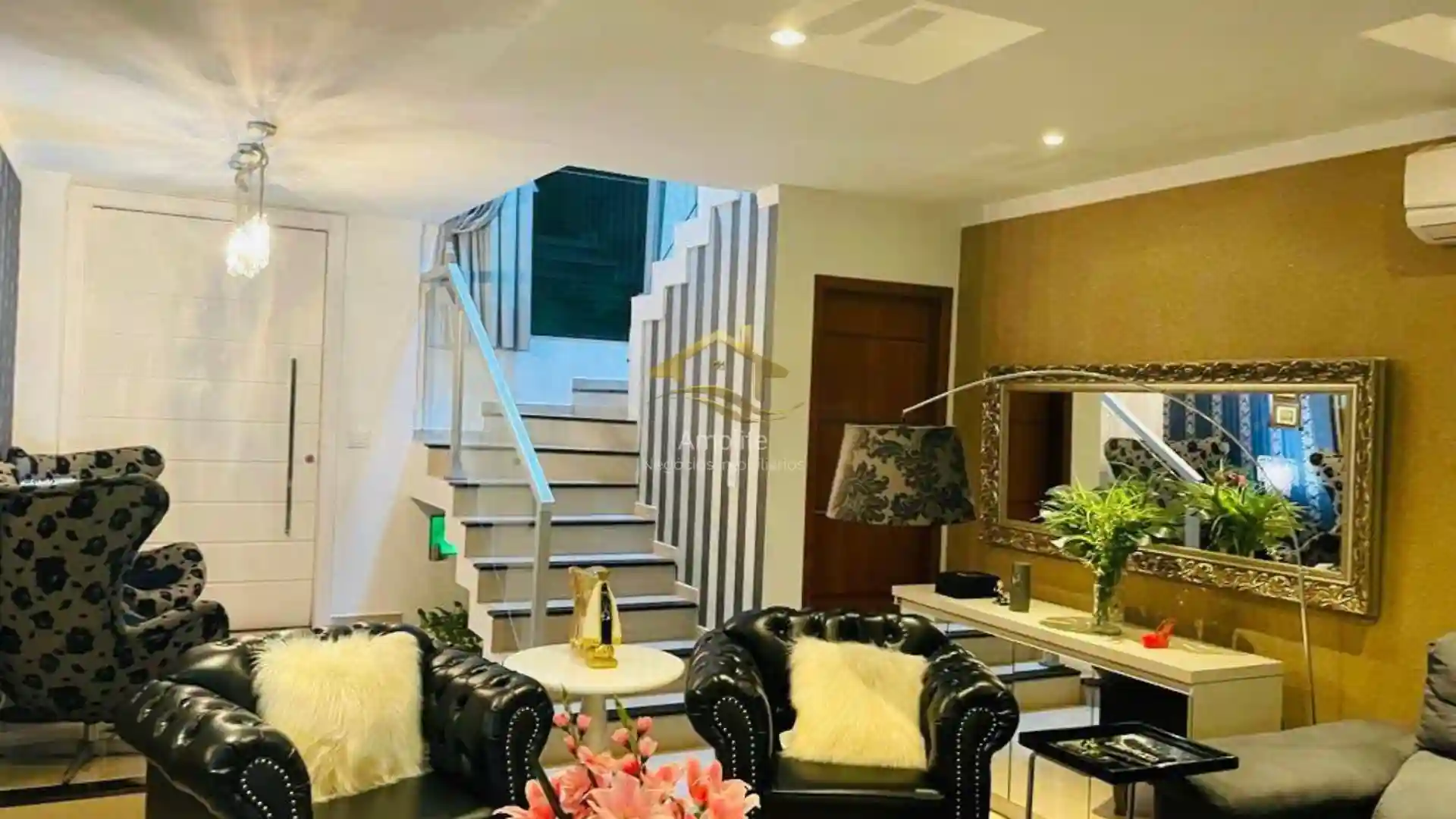 Casa de Condomínio com 3 quartos à venda, 230m² — foto 8 de 34