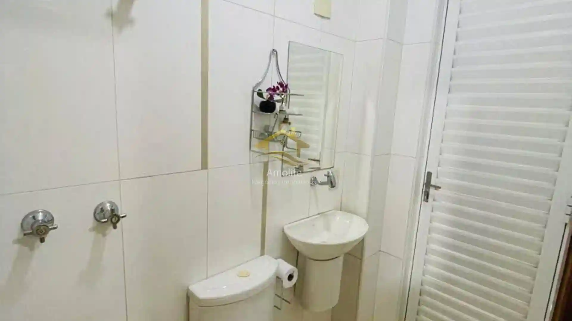Casa de Condomínio com 3 quartos à venda, 230m² — foto 16 de 34