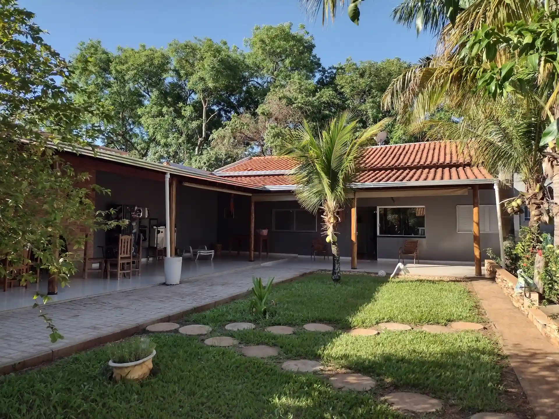Fazenda / Sítio / Chácara com 2 quartos à venda, 1000m² — foto 2 de 28