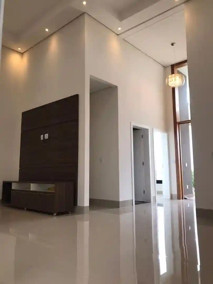 Casa de Condomínio com 3 quartos à venda, 400m² — foto 4 de 9