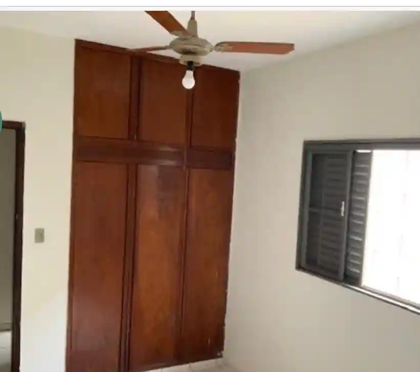 Casa com 3 quartos à venda, 140m² — foto 3 de 7