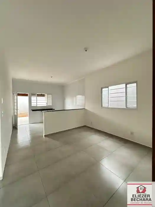 Casa com 3 quartos à venda, 106m² — foto 1 de 24