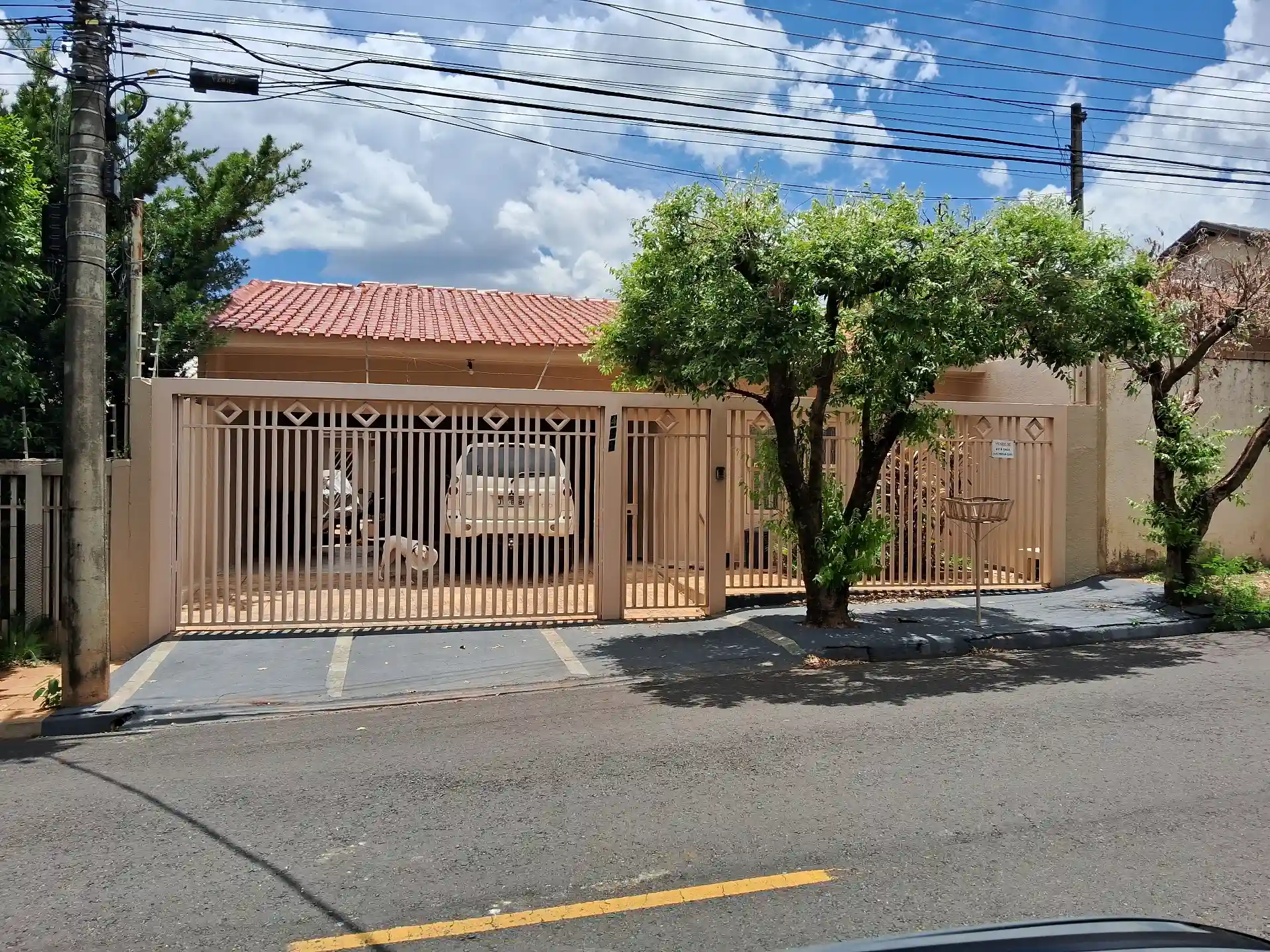 Casa com 3 quartos à venda, 275m² — foto 1 de 15