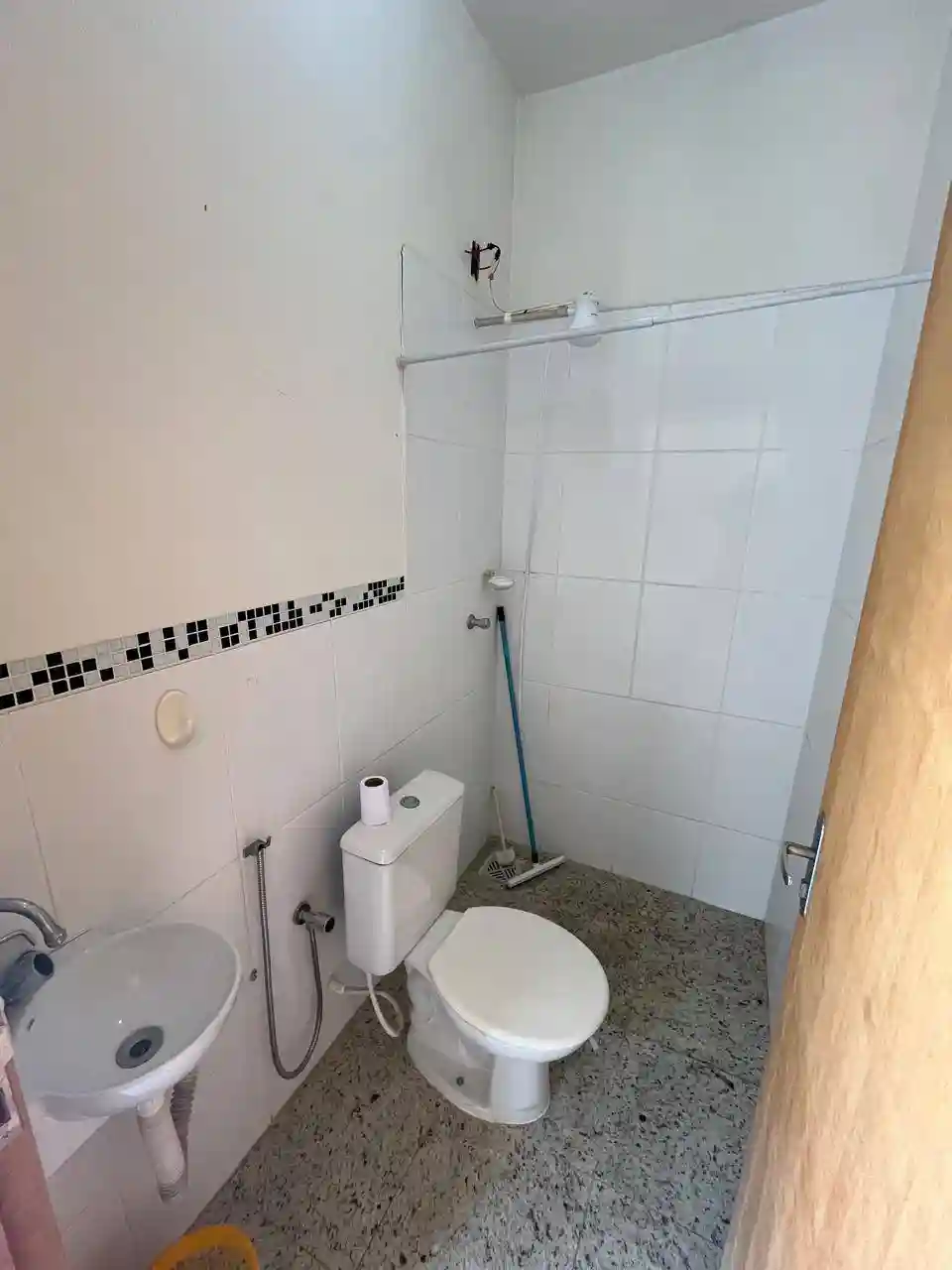 Casa Comercial com 4 quartos para aluguel, 200m² — foto 21 de 24