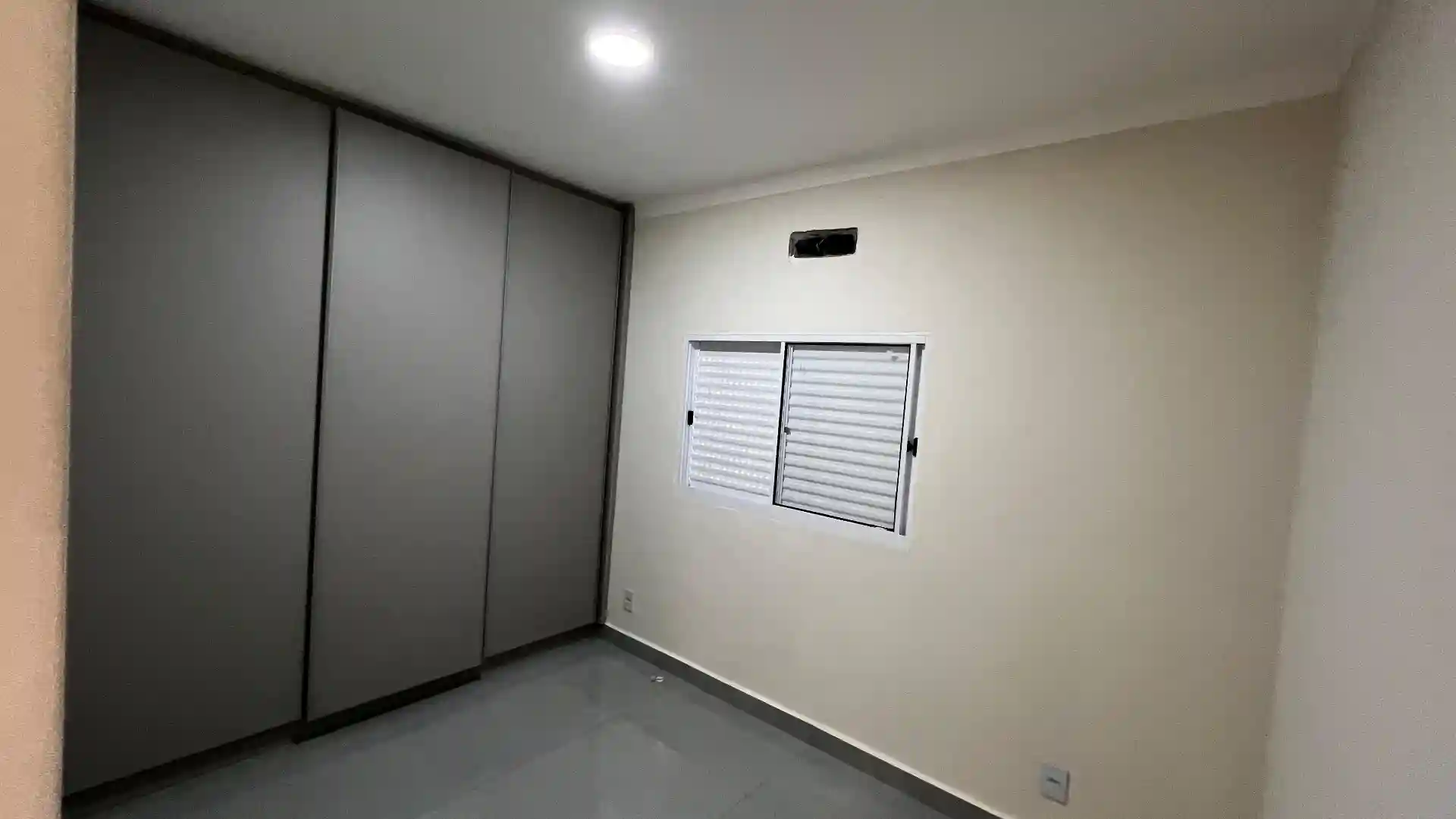Casa com 3 quartos à venda, 235m² — foto 13 de 24