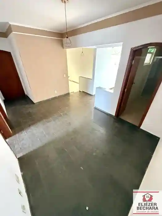 Casa Comercial com 3 quartos à venda, 154m² — foto 2 de 25